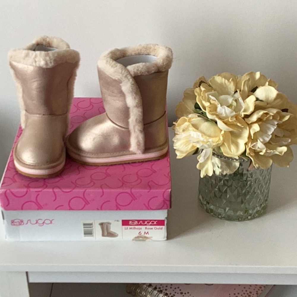 NWOT Sugar Winter Boots